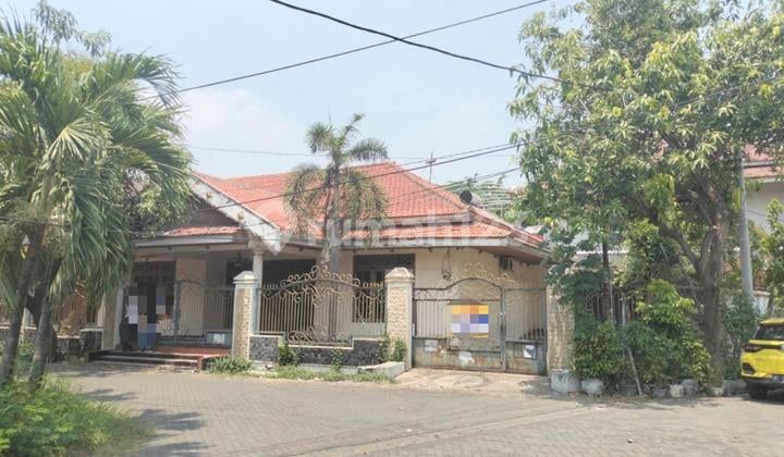 Dijual Rumah Hitung Tanah Karah Agung Surabaya Strategis Dekat Pintu Tol Gunung Sari