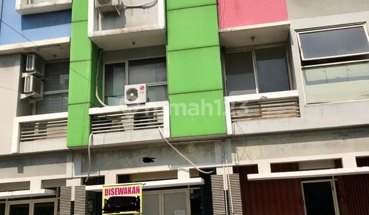 Ruko 3 Lantai Siap Pakai di Jakarta Barat Sewa Jual