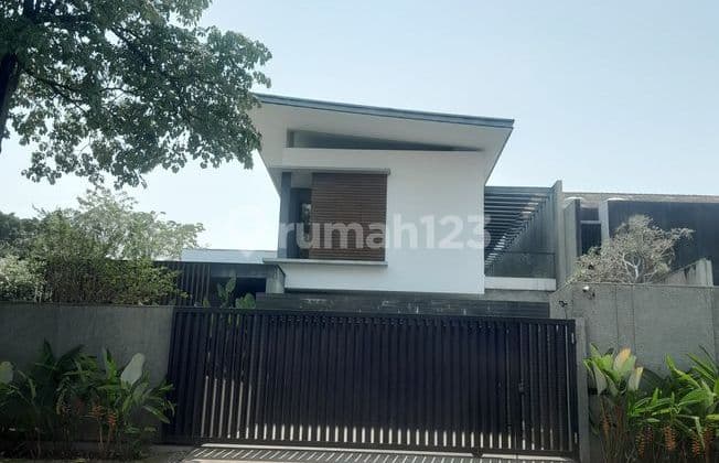 Rumah Luas View Golf Paramount Hill Golf Gading Serpong