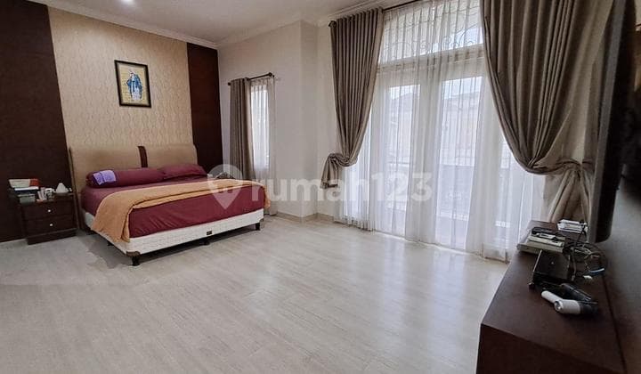 Rumah Rapi Renov Siap Huni Emerald Phg Gading Serpong