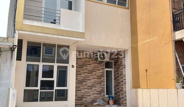 Rumah 2 Lantai Cluster Medoho Asri Town House Aman Nyaman