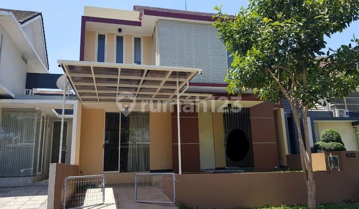 Ready to Use, Already Renovated Citraland Greenwood Large Family Room