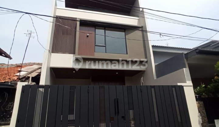 Rumah Baru Minimalis Dlm.perumahan Dkt Jl. Layur, Rawamangun, Jakarta