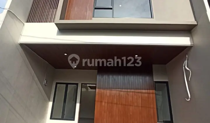 Rumah Baru Dkt Rawamangun Jakarta Timur Siap Huni