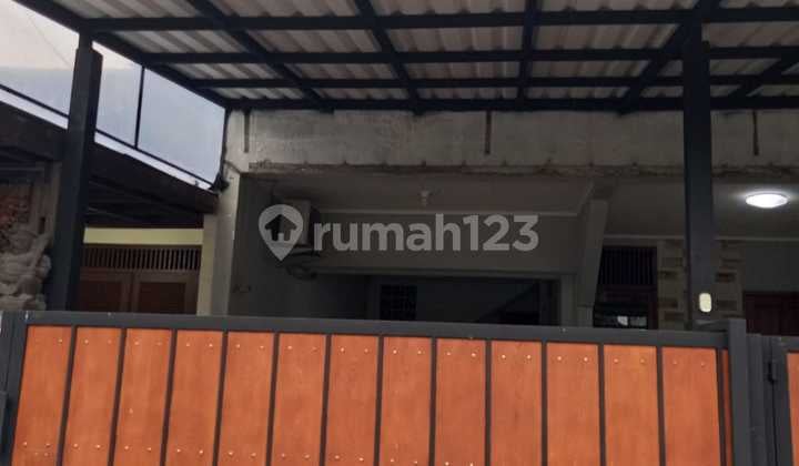Sewa Rumah 2 Lantai, Kamar Tidur 4+1 di Komplek Elite Taman Duren Sawit Jakarta Timur