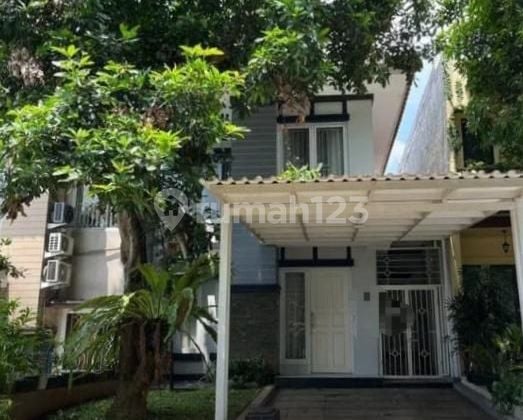 RUMAH 2 Lantai di LEGENDA WISATA, Rapih