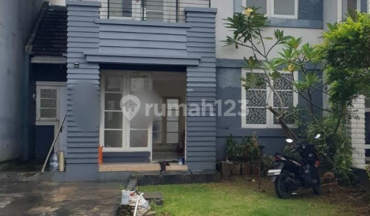 Rumah di Kota Wisata, Lokasi Dalam Cluster