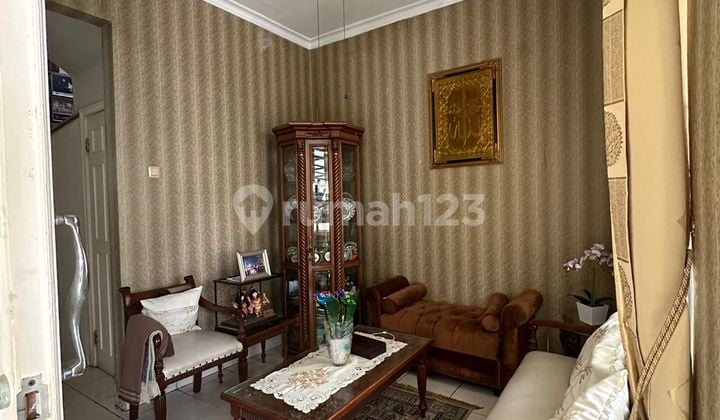 Rumah Di Citra Grand, Rapih