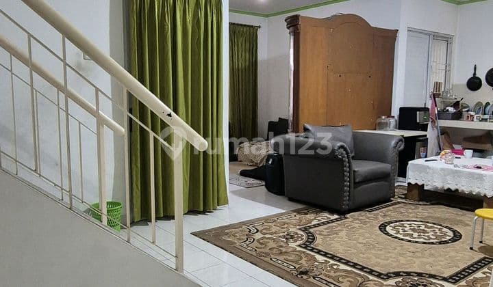 Rumah 2 Tingkat di Kota Wisata, Murah, Jarang Ada