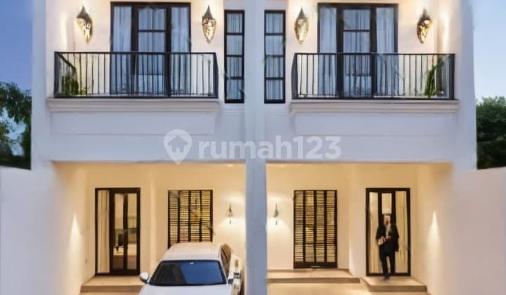 Rumah Bagus Dua Lantai Rungkut Asri Utara. Rungkut Asri Tengah. Rungkut Asri Timur. Rungkut Asri Barat. Rungkut Mapan Barat. Rungkut Mapan Timur. Merr.murah. Surabaya