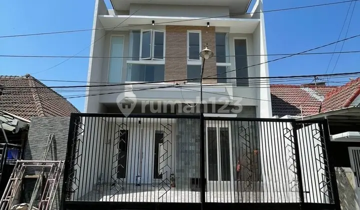 Rumah Di Jual Dua Lantai Sutorejo Prima, Dekat Sutorejo Prima Selatan, Mulyosari, Mulyosari Tengah, Bhaskara, Pakuwon City, Babatan Pantai , Lebak, Pantai Mentari, Merr, Dharmahusada, Kertajaya, Manyar, Manyar Kertoadi Baru