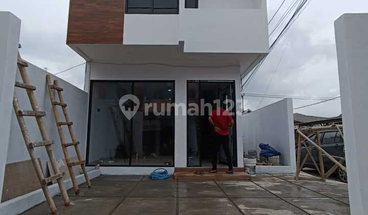 Rumah 2 Lantai di Jl Peruri Dekat Area Perkantoran Dan Mall Besar
