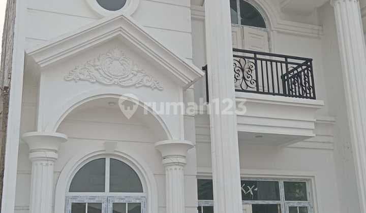 Rumah 2 Lantai di Kelapa Dua Wetan Ciracas Strategis Siap Huni