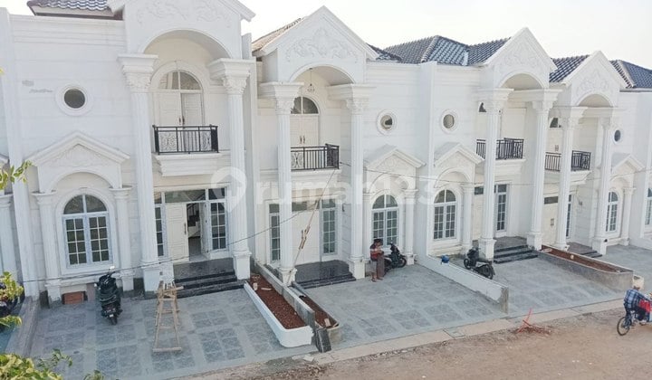 Rumah 2 Lantai Jl. Raya Klp. Dua Wetan Dekat Stasiun Lrt Ciracas