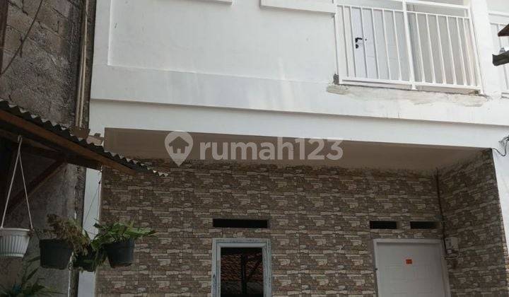 Rumah 2 Lantai di Kramat Jati Dekat Pusat Bisnis Dan Perkantoran