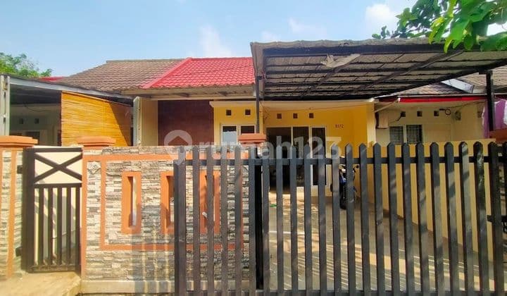 Rumah di Ragajaya SHM Dekat Fasilitas Umum