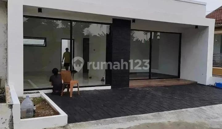 Rumah Siap Huni di Jl Lantana Dekat Stasiun Cilebut