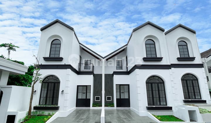 Rumah 2 Lantai American Classic di Bogor Dekat Area Transportasi