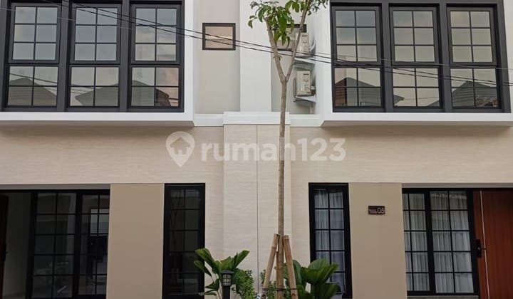 Rumah 2 Lantai di Margonda Depok Strategis Dekat Pusat Kota