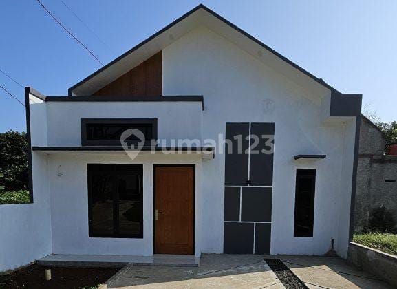 Rumah Scandinavian Di Sawangan Depok Dekat Tol Dan Stasiun