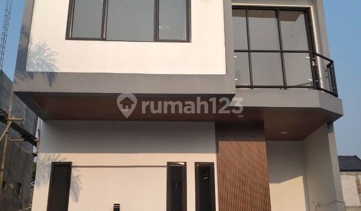 2-Storey House with SHM in Bintaro Pondok Aren Near Commercial Area