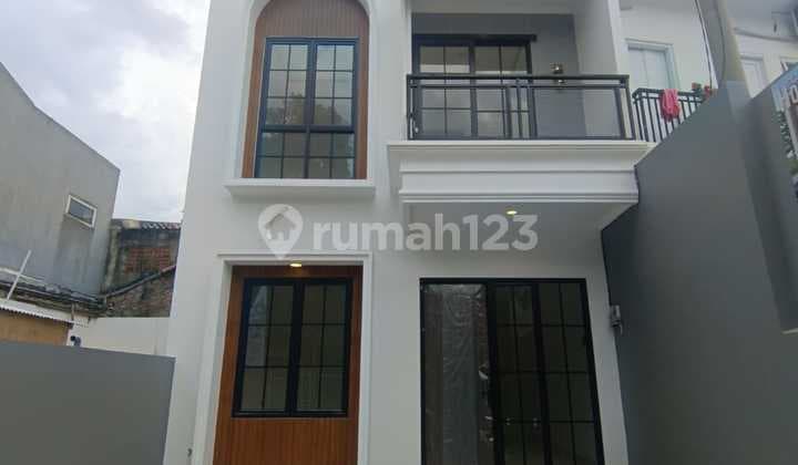 2-Story House with SHM in Gandaria Jagakarsa Near Educational Center