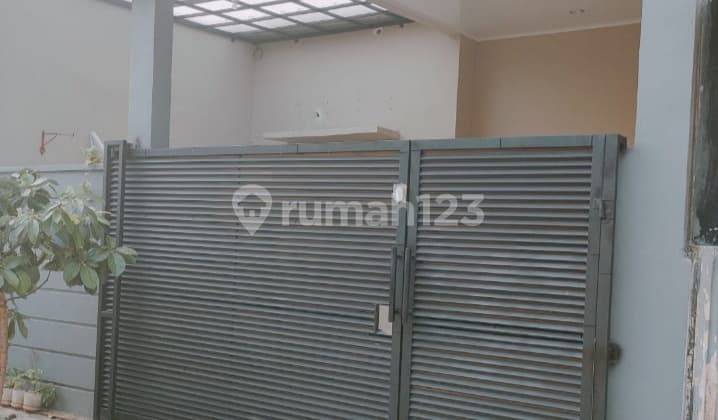 Ready-to-move-in Boarding House in Tambun, Bekasi Near Shopping Center