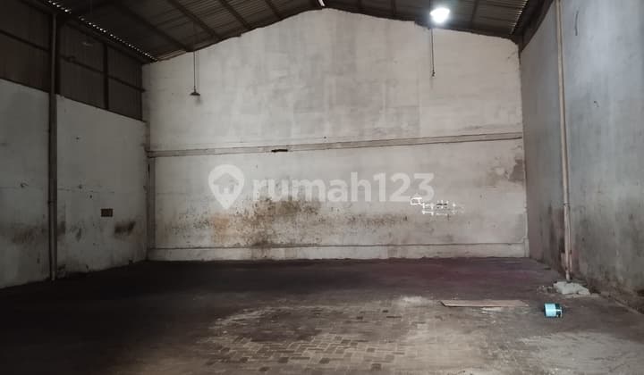 Gudang Strategis Tegal Alur, Listrik 7700W, Lt 495 M²