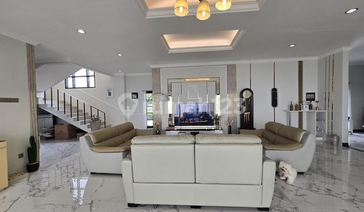 Rumah Gegerkalong Bandung American Modern House Sayap Setiabudi