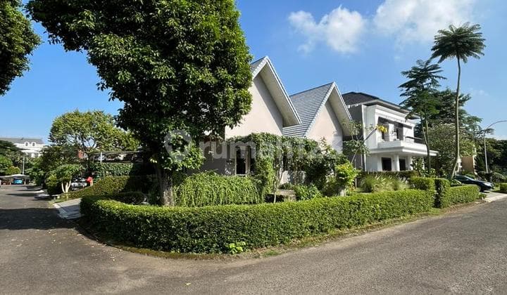 Dijual Murah Hitung Tanah! Rumah Arsitektural di Alam Sutera