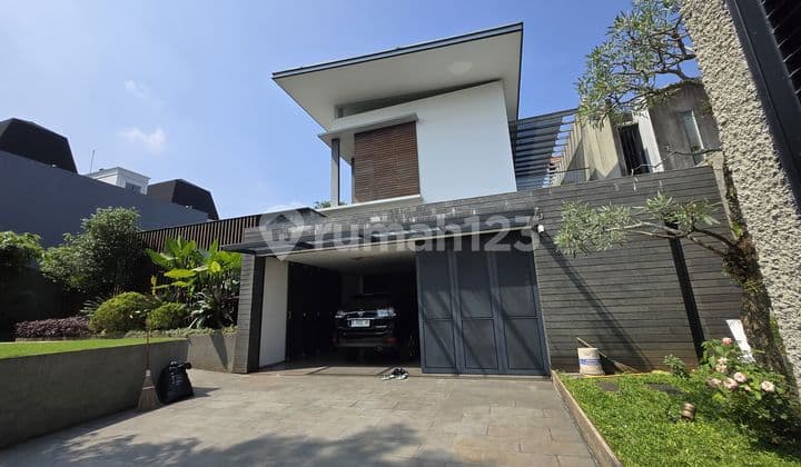 Dijual Premium House View Golf & Lake Paramount Hill