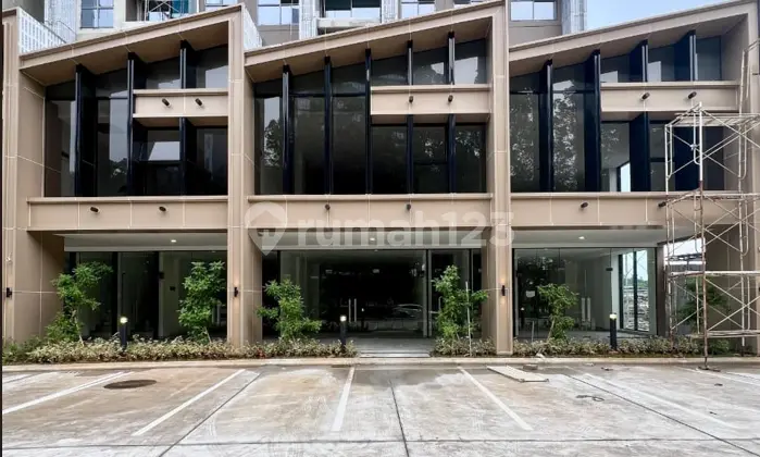 Ruko Elevee Promenade - Alam Sutera Hadap Jalan Boulevard!