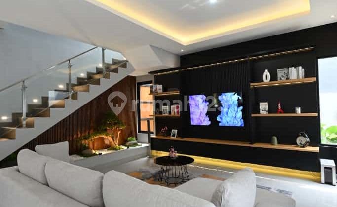 DIJUAL RUMAH CANTIK KENCANA LOKA BSD FURNISHED CANTIK