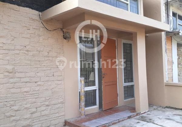 Rumah Siap Huni Di Cibubur City, Bogor, Jawa Barat.