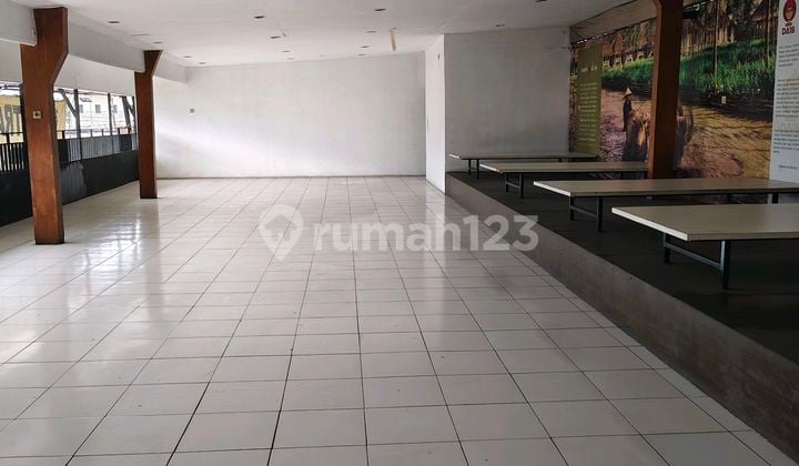 Tempat Usaha Resto Aman,Nyaman,Bebas Banjirasbanjir