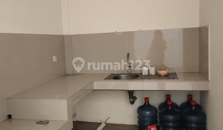 Ruko Strategis,pinggir Jalan ,bebas,banjir