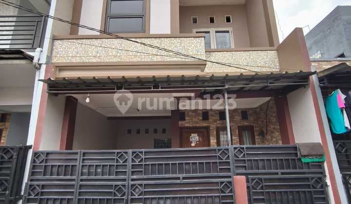 Rumah 2 Lantai Murah Dlm Komplek Akses Mobil D Kramat Jati Jaktim