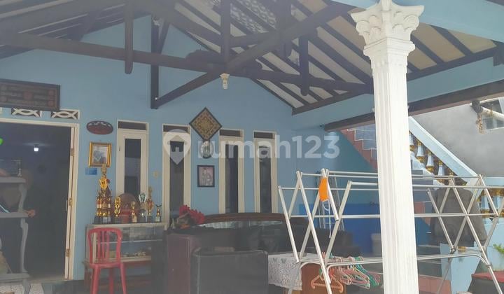 Rumah Besar 2 Lantai Akses Motor Cocok Untuk Kosan Di Condet