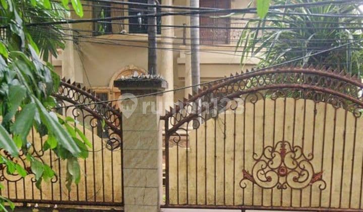 HOT PRICE Murah!! Rumah Menteng Jl Cut Nyak Dien Lt1078m2 Gondangdia Jakarta Pusat bawah harga pasar