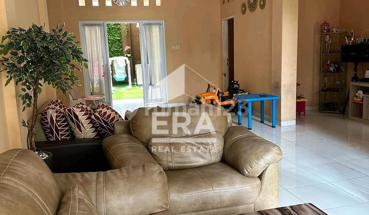 Jual Rumah Cantik Megah 2 Lantai Komplek Perumahan Islamic Village Kelurahan Kelapa Dua Tangerang Banten Bu