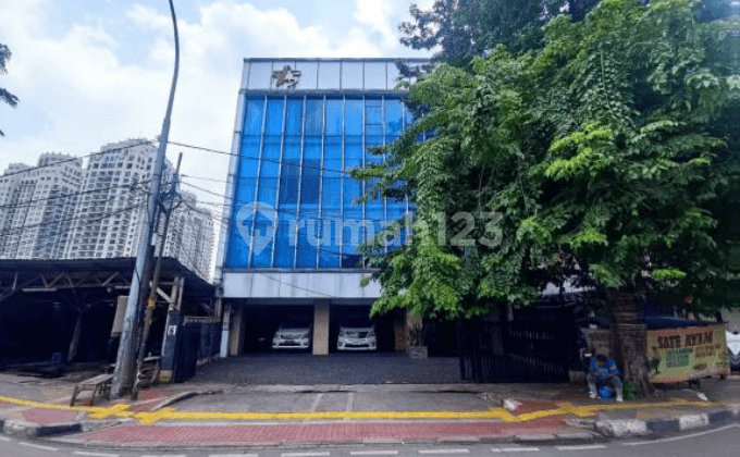 Gedung Kantor Ruko Gandeng Jl Sultan Iskandar Muda Lt208m2 Dkt Pondok Indah Kebayoran Lama Jakarta Selatan Bawah Harga Pasar