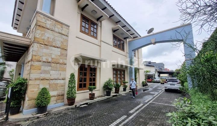 Quick Sale Office Dealer and Car Service Center Jl Matraman Raya Pal Meriam East Jakarta