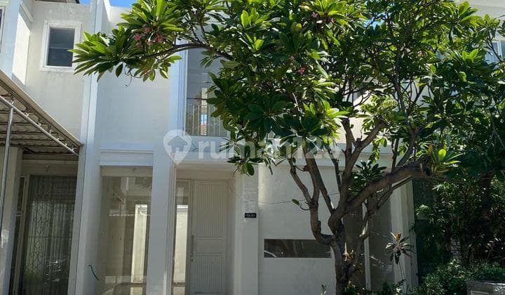 Rumah Minimalis Ciamik di Long Beach Pakuwon City Dkt Mulyosari