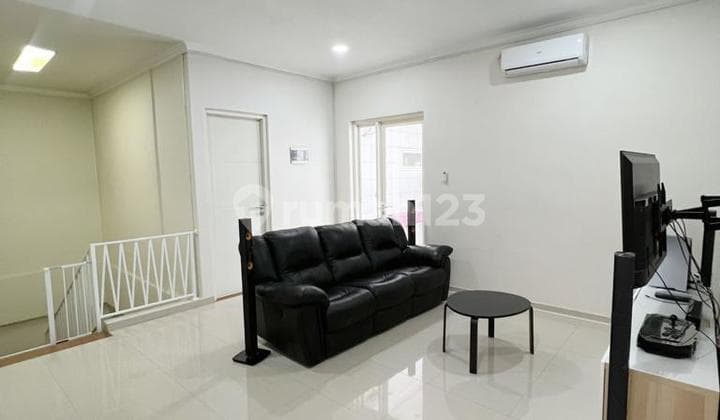 Rumah Modern Minimalis 2 Lt di Sutorejo Utara Dkt Raya Mulyosari
