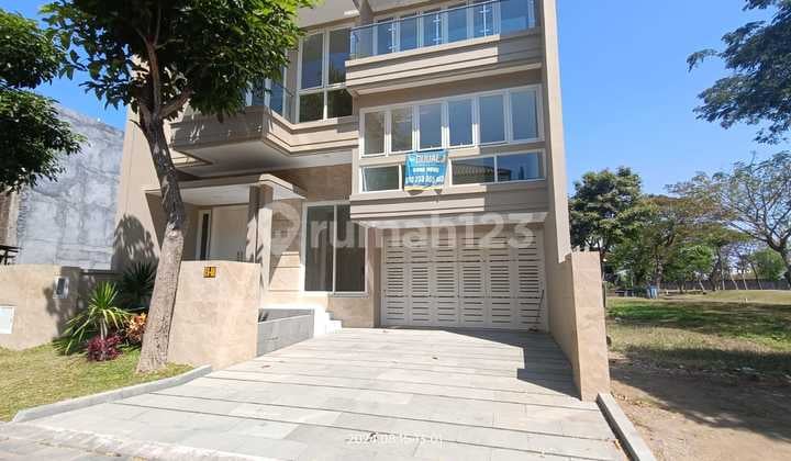 Rumah 2 Lantai Baru di Virginia Regency, Pakuwon City, Surabaya, Surabaya Rumah 2 Lantai Baru di Virginia Regency, Pakuwon City, Surabaya, Surabaya