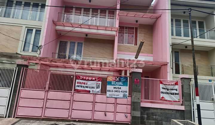 For sale house in Klampis Anom near Petra, GM & Merr