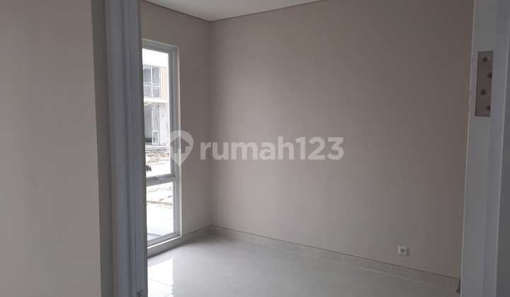 Rumah Paramond Petals