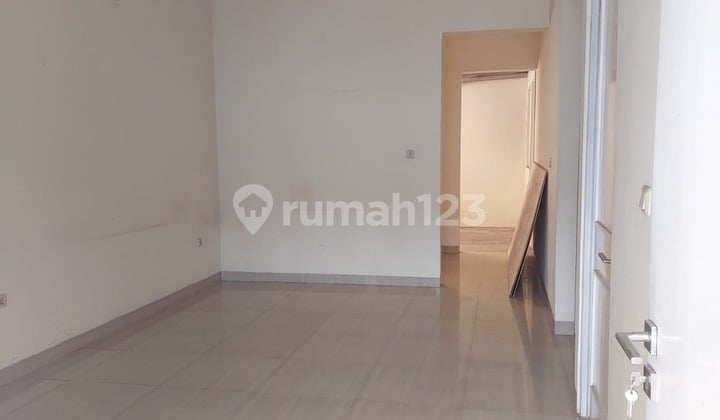 Di Sewakan Rumah Duta Garden. Luas 7X17m Bebas Banjir