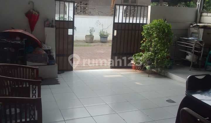 Dijual Rumah Bagus di Duta Garden. Luas 6X17m SHM