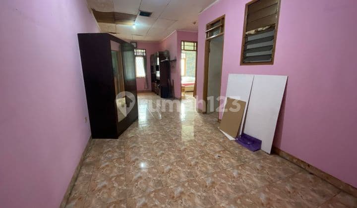 House in a Complex, 6x20, 2 Floors, Near Green Sedayu Mall, Pasar Laris, Cengkareng Culinary Spot, West Jakarta.